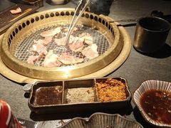 -铭牛烧肉·和牛海鲜自助(高新月牙湖店)