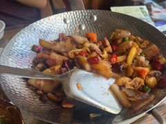 -老唐三下锅 ·张家界地标美食(溪布街店)
