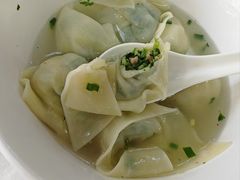 高汤菜肉大馄饨-常州糕团店(北大街新世纪商城店)