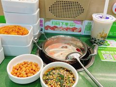 -一围肥牛小火锅(白云万象汇店)