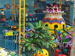 -顺德大良半月城游乐场