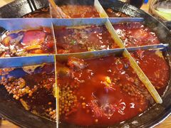 -岗上渣渣老火锅(两路口店)