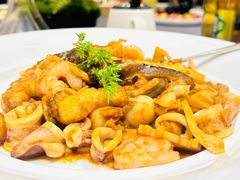 -连鹭海鲜·海肠捞饭·海胆饭(星海店)