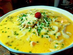-胡桃里音乐餐厅(陶溪川店)(川湘赣菜·世界百大酒庄直供红酒·音乐表演)
