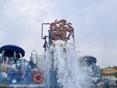 -欢乐水魔方水世界