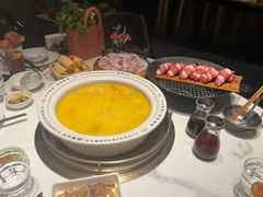 -领鲜天下·焗海鲜·花胶鸡(天目里店)