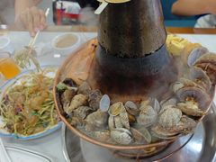 -一口猪海鲜浑锅·东北家常菜