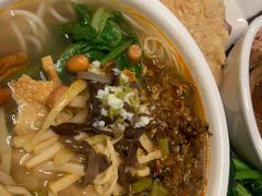 -水平有限螺蛳粉(宏达大厦店)