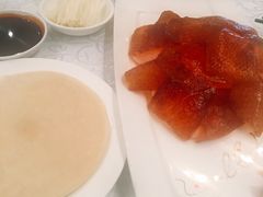 片皮鸭-亢龙太子酒轩(东湖店)