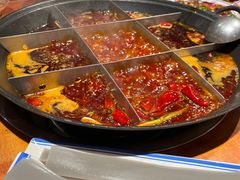 -周小明火锅(黑金冠社区店)