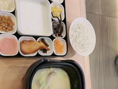 -阿香米线(凯德广场.1818店)