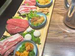 -明洞阿姨·韩式酱蟹烤肉·创意料理(三元桥店)