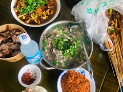 -小杨翘脚牛肉