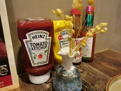 -HIGH FIVE哈福手工汉堡(桂林路店)