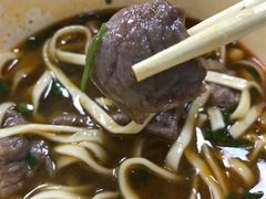 -江三王记牛杂馆(总店)