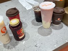 -沪上阿姨·臻选茶饮(上海环球港店)