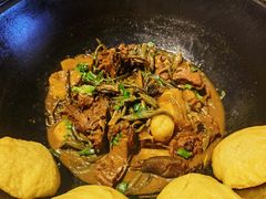-锅老头海鲜铁锅炖
