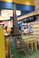 -乐高品牌旗舰店(人民广场店)