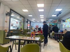 大堂-新时尚·辉记甜品(夏西店)