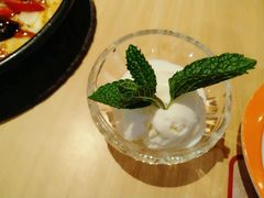 -必胜客(唐百友谊店)