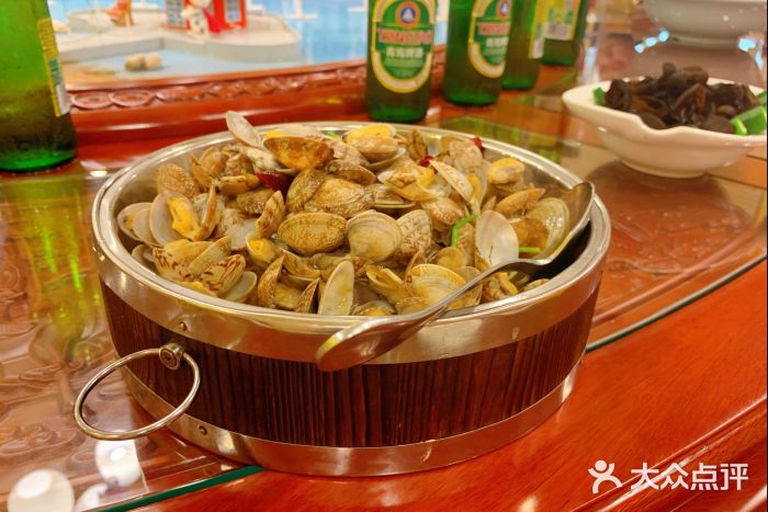 良友·青岛菜(五四广场店)辣炒红岛蛤蜊图片