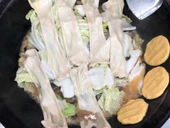 -屯老二农家铁锅炖·行业领军者(梅江店)