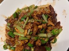 -爱碗亭·鲜炒湖南菜(壹城中心店)