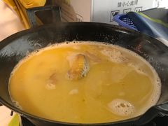 -鲜入围煮花胶鸡海鲜火锅