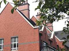 -钟书阁(松江泰晤士小镇店)