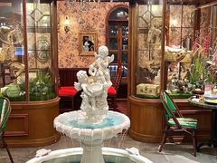-秘密旅行Bonjour(黑金冠 江南西店)