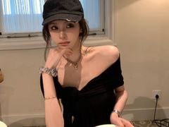 -亚龙湾亚泰商业街