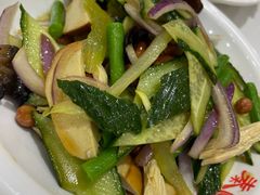 -秦香陕西食府(华贸天地店)
