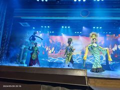 -金东尼人妖秀
