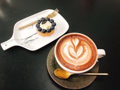 -UNI UNI(环亚凯瑟琳店)