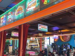 -Famous肥猫墨西哥音乐餐吧(五棵松华熙LIVE店)