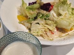 -香山湖家家宴(中山陵店)
