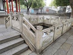 -绳金塔