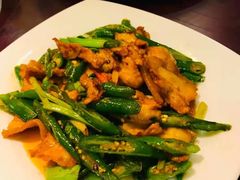 -牛头鱼庄·地道广西菜(鲁班店)
