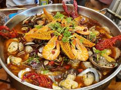 -老东镇啤酒屋海鲜加工·蒸汽海鲜·海鲜烧烤(台东店)