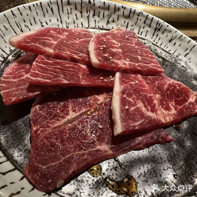 种草了很久的王野烤肉终于来了，一整个迫不及待