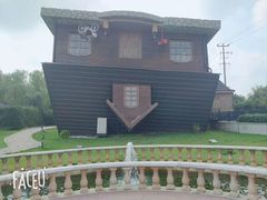 -金山农民画村-枫泾波兰倒置屋