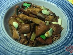 腊八蒜烧肥肠-那家小馆•北京菜•烤鸭(中关村店)