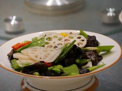 -三牛家厨(长江路店)