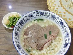 -一间楼牛羊肉泡馍馆(东一路店)