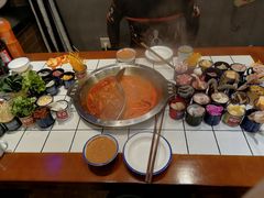 -强盅盅重庆市井火锅店(中央大街店)