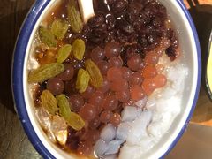 -牛小嫩串串火锅(老国贸总店)