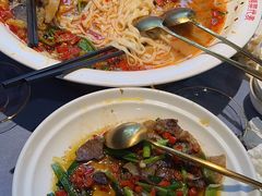 -坛宗剁椒鱼头(河西王府井店)