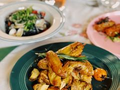 迷迭香蒜味烤春鸡配锅煎土豆块-花·fleur古董西餐厅(西城夜未央店)