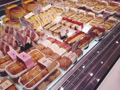 -巴黎贝甜(大宁国际商业广场店)