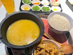 -妈妈故事米线(市府恒隆店)